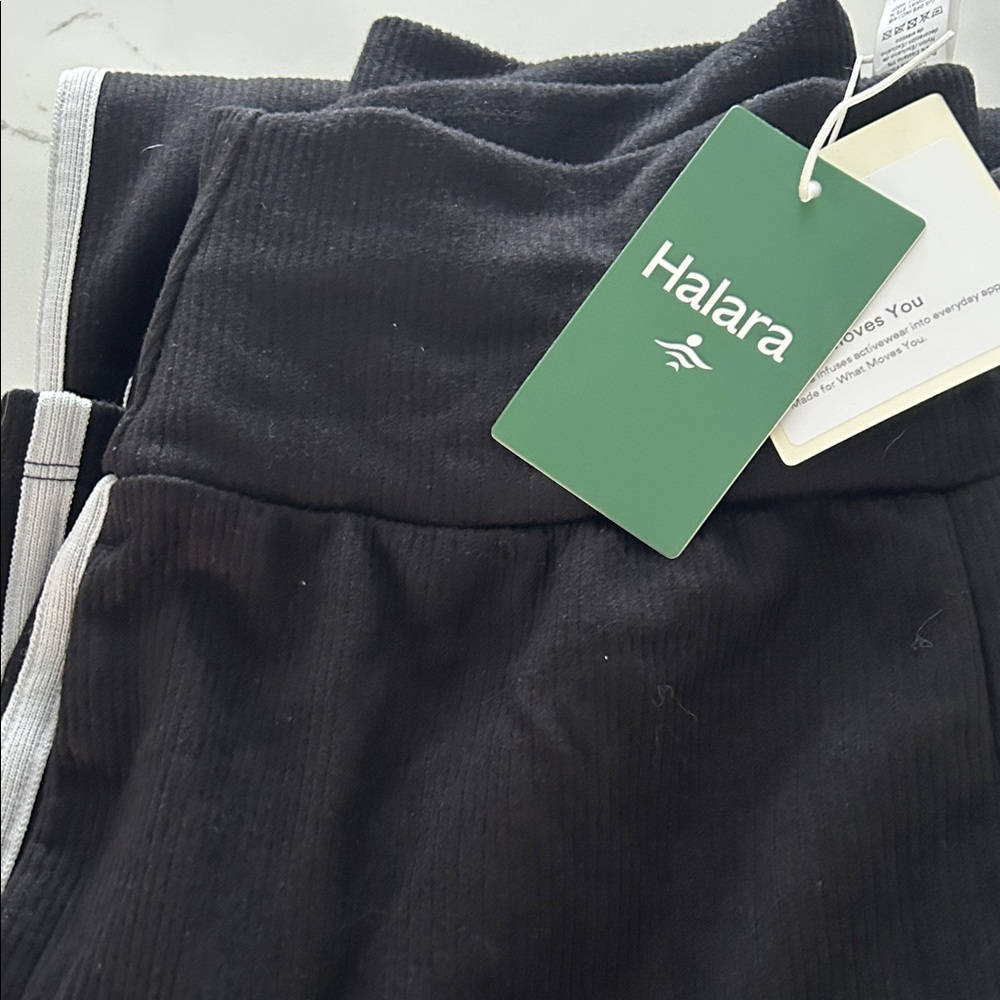 HALARA Black Ribbed Leggings